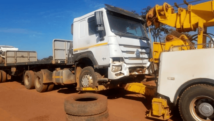 911 ER towing a heavy-duty vehicle in the DRC